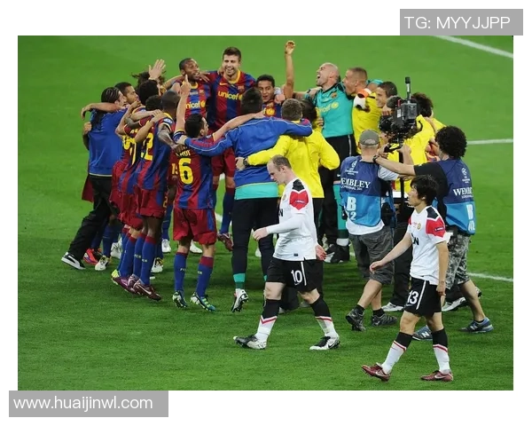 阿根廷足球巨星的辉煌历程与绿茵场上的传奇故事 阿根廷足球巨星的辉煌历程与绿茵场上的传奇故事